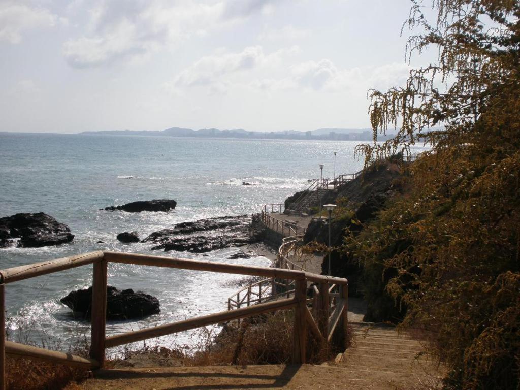Sea View Apartment In Benalmádena Exterior foto